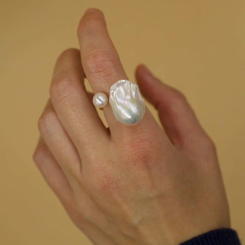 melomelo Cupid - Big Pearl Ring