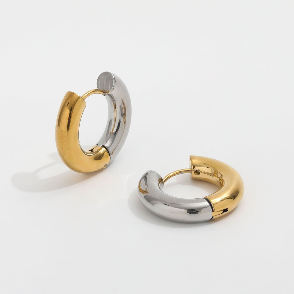 melomelo Hector  - Duo Colour Chunky Huggie Hoops