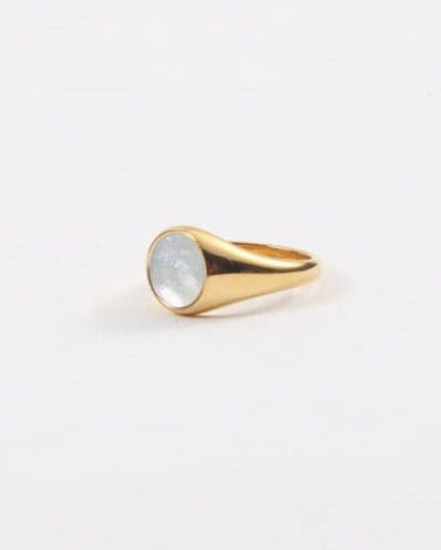 melomelo Natural Shell Round Gold Signet Ring