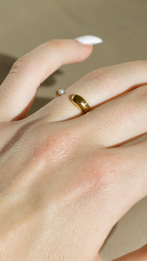 melomelo Open Gold Pearl Ring