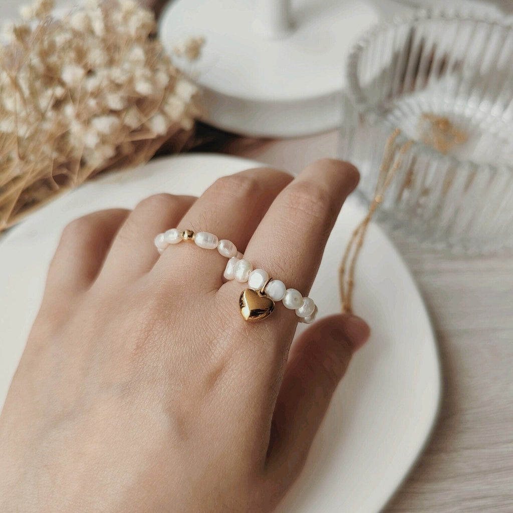 melomelo Quinn - Freshwater Seed Pearl Rings