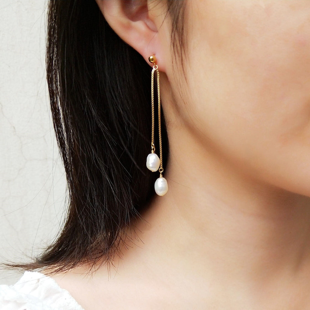melomelo Skyler - Pearl 2 Row Threader Earrings