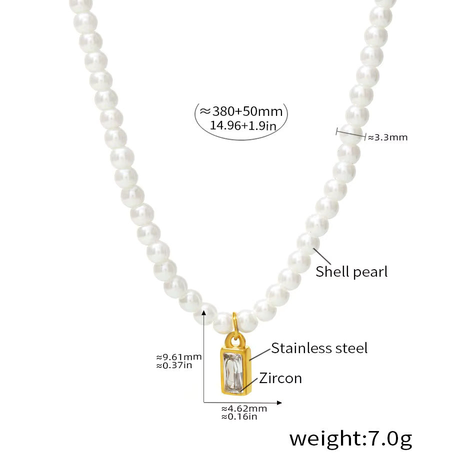 Tabea-PearlNecklaceWithZirconPendant