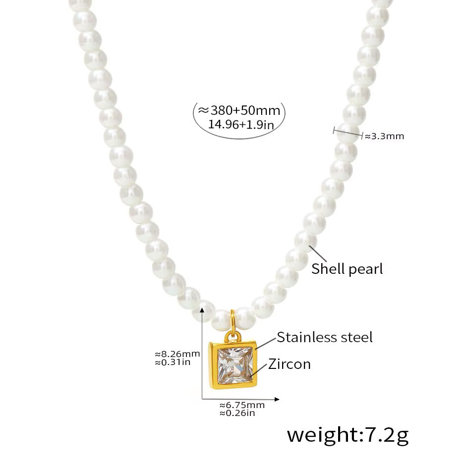 Tabea-PearlNecklaceWithZirconPendant