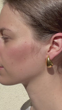 Etienne - Water Drop Ball Earrings melomelo