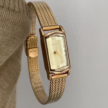 melomelo Levis - Vintage Rectangle Dial Bracelet Quartz Watch