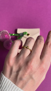 melomelo Syrakus - Simple Gold Knot Ring